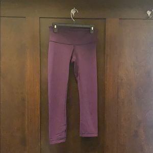 Lululemon Wunder Under crop leggings